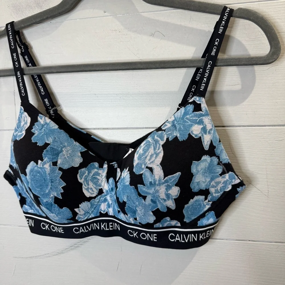 Calvin Klein Women's Floral Bralette Black and Blue Size Large